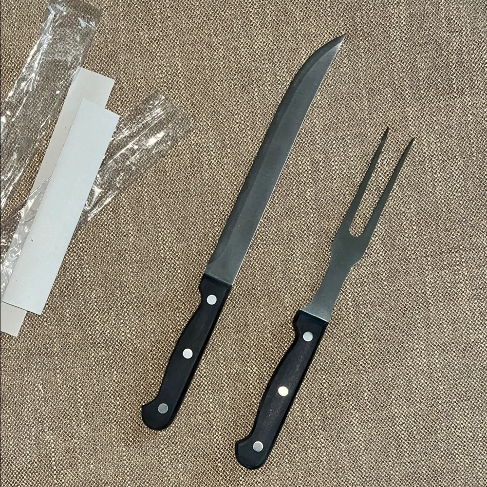 Sleek Black and White Knife Set